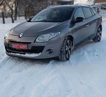 Сірий Рено Меган, об'ємом двигуна 1.46 л та пробігом 181 тис. км за 8500 $, фото 1 на Automoto.ua