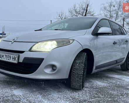 Серый Рено Меган, объемом двигателя 1.46 л и пробегом 272 тыс. км за 6500 $, фото 1 на Automoto.ua