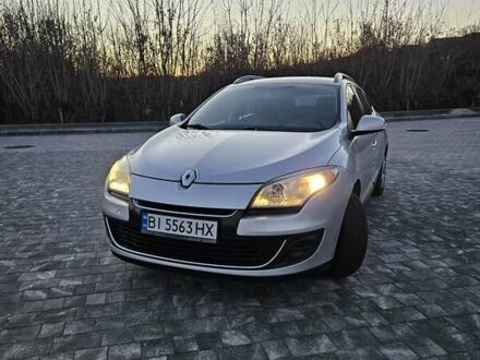 Серый Рено Меган, объемом двигателя 1.5 л и пробегом 252 тыс. км за 7549 $, фото 1 на Automoto.ua