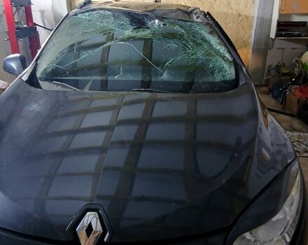 Серый Рено Меган, объемом двигателя 1.5 л и пробегом 200 тыс. км за 4000 $, фото 1 на Automoto.ua