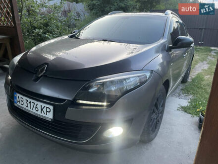 Рено Меган 2013 в Калиновке на Automoto.ua Серый Рено Меган, объемом двигателя 1.5 л и пробегом 360 тыс. км за 8000 $, фото 1 на Automoto.ua