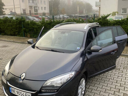 Рено Меган 2013 в Львове на Automoto.ua Серый Рено Меган, объемом двигателя 1.5 л и пробегом 312 тыс. км за 7000 $, фото 1 на Automoto.ua