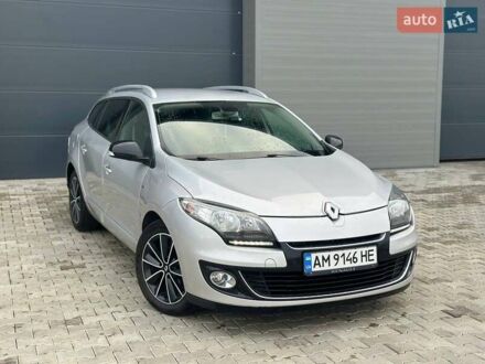 Рено Меган 2013 у Сарнах на Automoto.ua Сірий Рено Меган, об'ємом двигуна 1.6 л та пробігом 197 тис. км за 7699 $, фото 1 на Automoto.ua