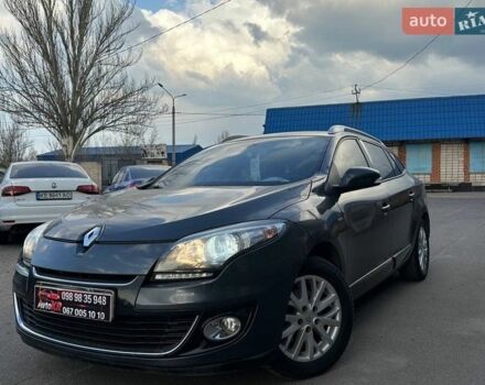 Серый Рено Меган, объемом двигателя 1.5 л и пробегом 241 тыс. км за 8500 $, фото 1 на Automoto.ua