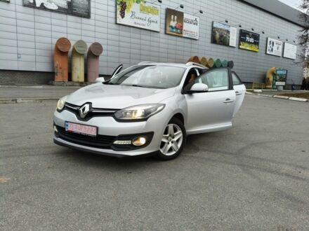 Сірий Рено Меган, об'ємом двигуна 0 л та пробігом 235 тис. км за 8899 $, фото 1 на Automoto.ua