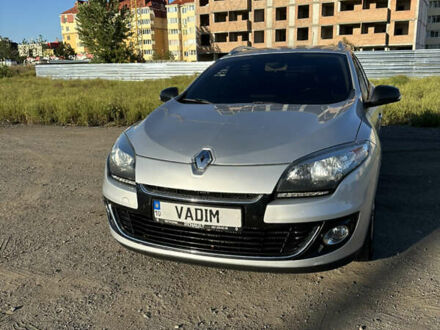 Рено Меган 2013 у Софіївська Борщагівка на Automoto.ua Сірий Рено Меган, об'ємом двигуна 1.46 л та пробігом 261 тис. км за 9100 $, фото 1 на Automoto.ua