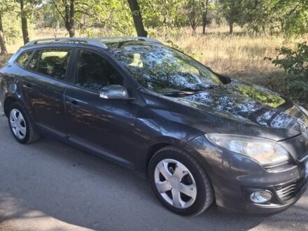 Серый Рено Меган, объемом двигателя 0 л и пробегом 318 тыс. км за 6620 $, фото 1 на Automoto.ua