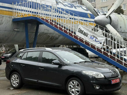 Серый Рено Меган, объемом двигателя 1.5 л и пробегом 224 тыс. км за 7700 $, фото 1 на Automoto.ua