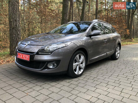 Сірий Рено Меган, об'ємом двигуна 1.5 л та пробігом 251 тис. км за 8450 $, фото 1 на Automoto.ua