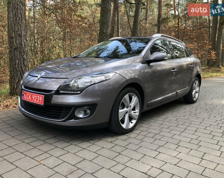 Серый Рено Меган, объемом двигателя 1.5 л и пробегом 251 тыс. км за 8450 $, фото 1 на Automoto.ua