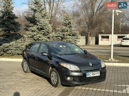Рено Меган 2013 у Дніпро (Дніпропетровську) на Automoto.ua Сірий Рено Меган, об'ємом двигуна 1.46 л та пробігом 220 тис. км за 7700 $, фото 1 на Automoto.ua