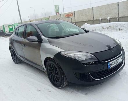 Серый Рено Меган, объемом двигателя 1.5 л и пробегом 206 тыс. км за 4800 $, фото 1 на Automoto.ua