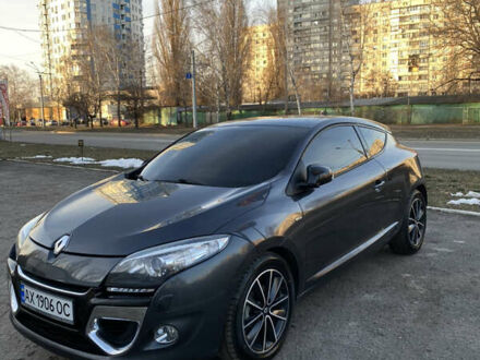 Рено Меган 2013 в Харькове на Automoto.ua Серый Рено Меган, объемом двигателя 1.46 л и пробегом 195 тыс. км за 8000 $, фото 1 на Automoto.ua