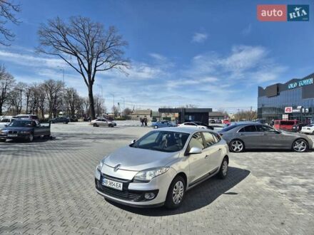Рено Меган 2013 у Вінниці на Automoto.ua Сірий Рено Меган, об'ємом двигуна 2 л та пробігом 203 тис. км за 7777 $, фото 1 на Automoto.ua