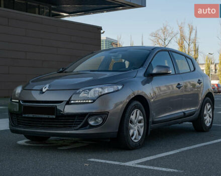 Сірий Рено Меган, об'ємом двигуна 1.46 л та пробігом 113 тис. км за 8500 $, фото 1 на Automoto.ua