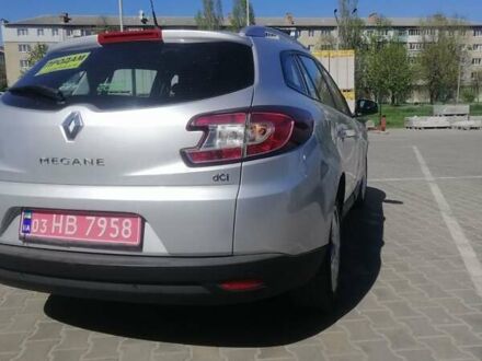Рено Меган 2013 у Павлограде на Automoto.ua Сірий Рено Меган, об'ємом двигуна 1.5 л та пробігом 243 тис. км за 8350 $, фото 1 на Automoto.ua