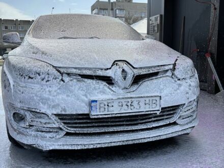 Рено Меган 2014 в Николаеве на Automoto.ua Серый Рено Меган, объемом двигателя 1.5 л и пробегом 257 тыс. км за 8000 $, фото 1 на Automoto.ua