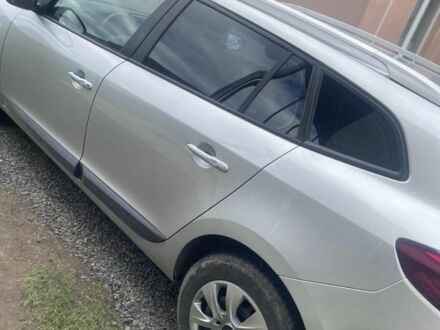 Сірий Рено Меган, об'ємом двигуна 1.5 л та пробігом 300 тис. км за 6200 $, фото 1 на Automoto.ua