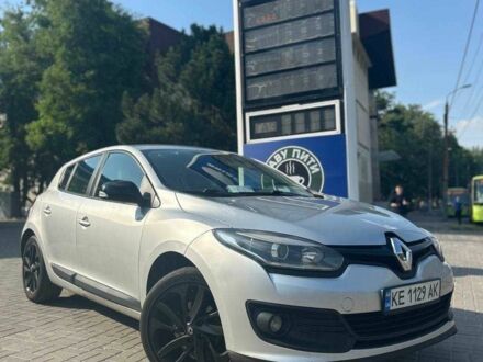 Рено Меган 2014 у Дніпро (Дніпропетровську) на Automoto.ua Сірий Рено Меган, об'ємом двигуна 1.5 л та пробігом 246 тис. км за 7999 $, фото 1 на Automoto.ua