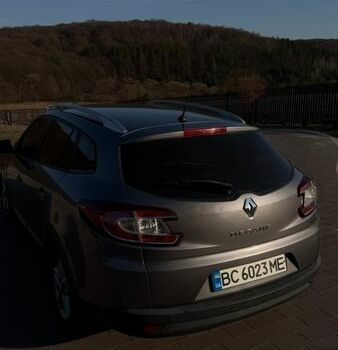 Серый Рено Меган, объемом двигателя 1.5 л и пробегом 332 тыс. км за 7000 $, фото 1 на Automoto.ua