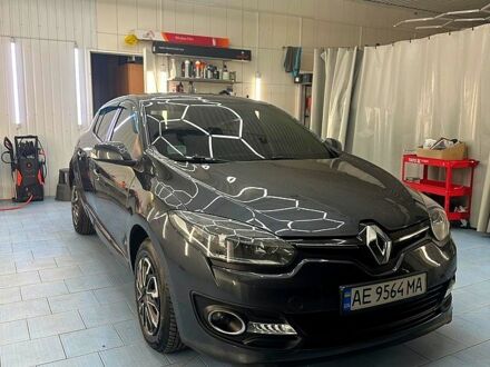 Рено Меган 2014 в Днепре (Днепропетровске) на Automoto.ua Серый Рено Меган, объемом двигателя 1.5 л и пробегом 215 тыс. км за 7200 $, фото 1 на Automoto.ua
