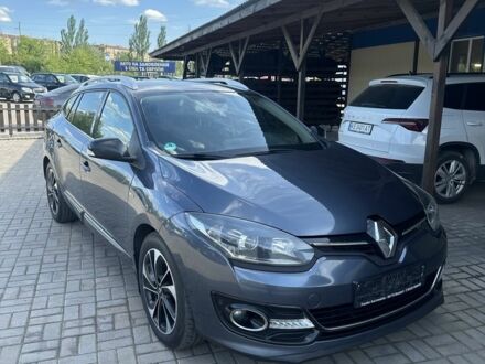 Рено Меган 2015 в Кривом Роге на Automoto.ua Серый Рено Меган, объемом двигателя 1.5 л и пробегом 189 тыс. км за 10799 $, фото 1 на Automoto.ua