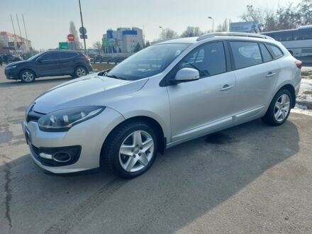 Рено Меган 2015 у Борисполе на Automoto.ua Сірий Рено Меган, об'ємом двигуна 1.5 л та пробігом 213 тис. км за 8200 $, фото 1 на Automoto.ua