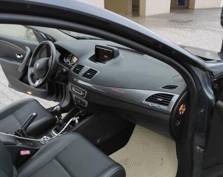 Серый Рено Меган, объемом двигателя 1.46 л и пробегом 180 тыс. км за 9000 $, фото 1 на Automoto.ua