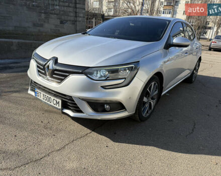 Серый Рено Меган, объемом двигателя 1.46 л и пробегом 73 тыс. км за 15500 $, фото 1 на Automoto.ua