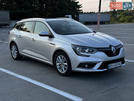Рено Меган 2016 в Славуте на Automoto.ua Серый Рено Меган, объемом двигателя 1.46 л и пробегом 200 тыс. км за 12500 $, фото 1 на Automoto.ua