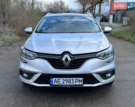 Серый Рено Меган, объемом двигателя 1.46 л и пробегом 175 тыс. км за 11900 $, фото 1 на Automoto.ua
