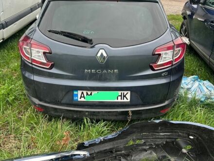 Рено Меган 2016 в Киеве на Automoto.ua Серый Рено Меган, объемом двигателя 1.5 л и пробегом 145 тыс. км за 3003 $, фото 1 на Automoto.ua