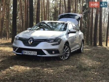 Рено Меган 2016 в Сумах на Automoto.ua Серый Рено Меган, объемом двигателя 1.46 л и пробегом 210 тыс. км за 11900 $, фото 1 на Automoto.ua