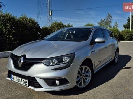 Серый Рено Меган, объемом двигателя 1.46 л и пробегом 254 тыс. км за 11000 $, фото 1 на Automoto.ua