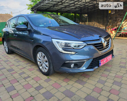 Серый Рено Меган, объемом двигателя 1.6 л и пробегом 265 тыс. км за 12500 $, фото 1 на Automoto.ua