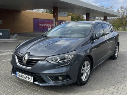 Рено Меган 2017 в Одессе на Automoto.ua Серый Рено Меган, объемом двигателя 1.5 л и пробегом 233 тыс. км за 12200 $, фото 1 на Automoto.ua