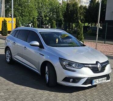 Рено Меган 2017 в Луцке на Automoto.ua Серый Рено Меган, объемом двигателя 1.5 л и пробегом 290 тыс. км за 11500 $, фото 1 на Automoto.ua