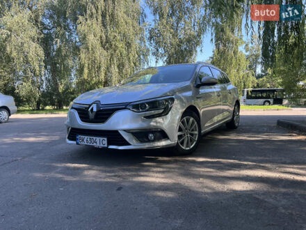Рено Меган 2017 в Ровно на Automoto.ua Серый Рено Меган, объемом двигателя 1.5 л и пробегом 189 тыс. км за 13500 $, фото 1 на Automoto.ua