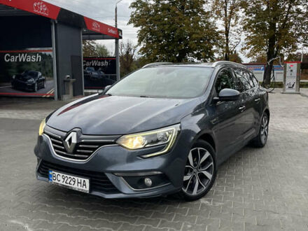Рено Меган 2017 в Стрые на Automoto.ua Серый Рено Меган, объемом двигателя 1.46 л и пробегом 265 тыс. км за 11999 $, фото 1 на Automoto.ua
