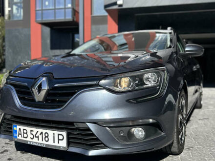 Рено Меган 2017 у Вінниці на Automoto.ua Сірий Рено Меган, об'ємом двигуна 1.46 л та пробігом 153 тис. км за 13400 $, фото 1 на Automoto.ua