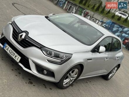 Рено Меган 2017 в Дрогобыче на Automoto.ua Серый Рено Меган, объемом двигателя 1.46 л и пробегом 270 тыс. км за 10300 $, фото 1 на Automoto.ua