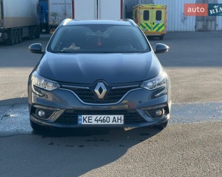 Серый Рено Меган, объемом двигателя 1.46 л и пробегом 208 тыс. км за 12000 $, фото 1 на Automoto.ua