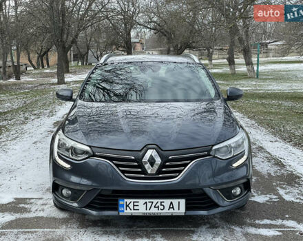 Серый Рено Меган, объемом двигателя 1.46 л и пробегом 224 тыс. км за 13000 $, фото 1 на Automoto.ua