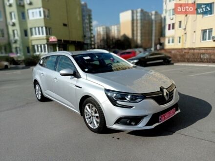 Серый Рено Меган, объемом двигателя 0 л и пробегом 215 тыс. км за 11399 $, фото 1 на Automoto.ua