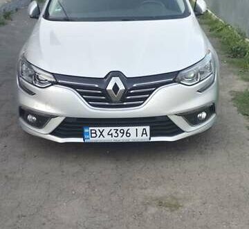 Серый Рено Меган, объемом двигателя 1.5 л и пробегом 246 тыс. км за 12299 $, фото 1 на Automoto.ua