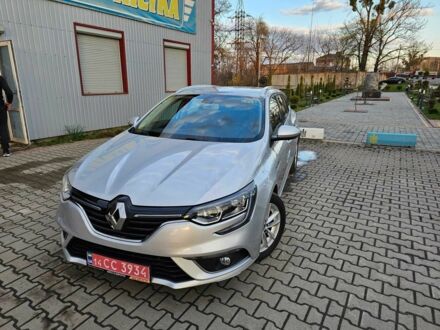 Рено Меган 2018 у Стрые на Automoto.ua Сірий Рено Меган, об'ємом двигуна 1.5 л та пробігом 113 тис. км за 12901 $, фото 1 на Automoto.ua