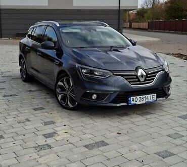 Рено Меган 2018 в Мукачеве на Automoto.ua Серый Рено Меган, объемом двигателя 1.6 л и пробегом 243 тыс. км за 15200 $, фото 1 на Automoto.ua