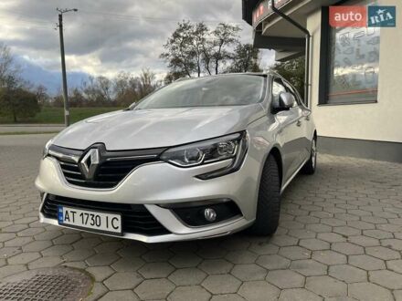 Серый Рено Меган, объемом двигателя 1.46 л и пробегом 239 тыс. км за 12400 $, фото 1 на Automoto.ua
