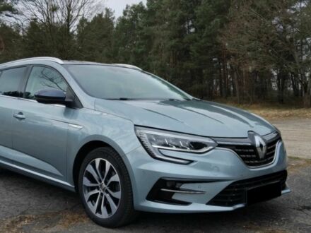 Рено Меган 2021 в Ужгороде на Automoto.ua Серый Рено Меган, объемом двигателя 1.3 л и пробегом 41 тыс. км за 8500 $, фото 1 на Automoto.ua