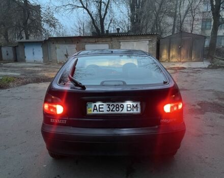 Синий Рено Меган, объемом двигателя 1.6 л и пробегом 234 тыс. км за 1850 $, фото 6 на Automoto.ua